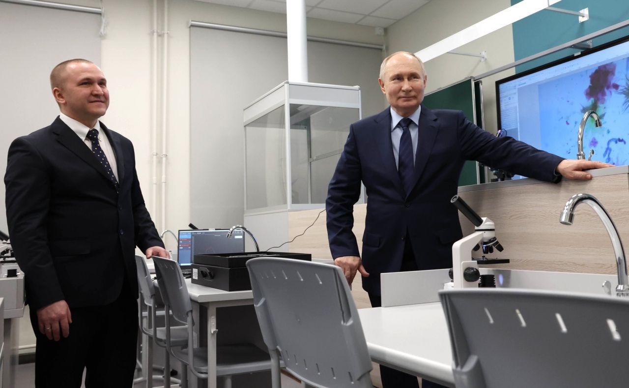 Путин гл.jpg