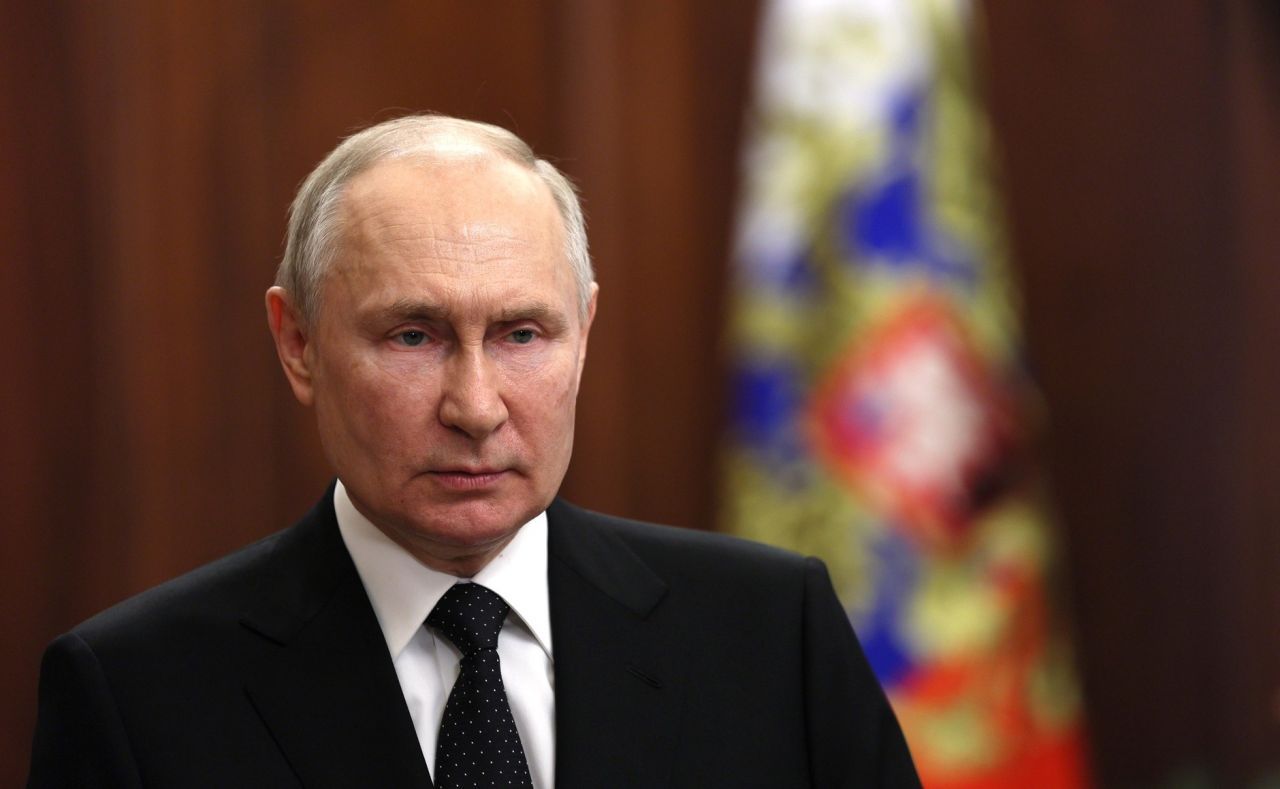Путин.jpg